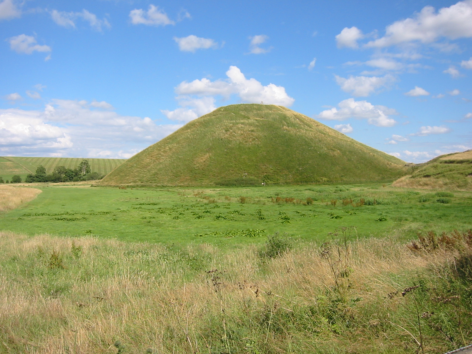 Silbury Hill sil1