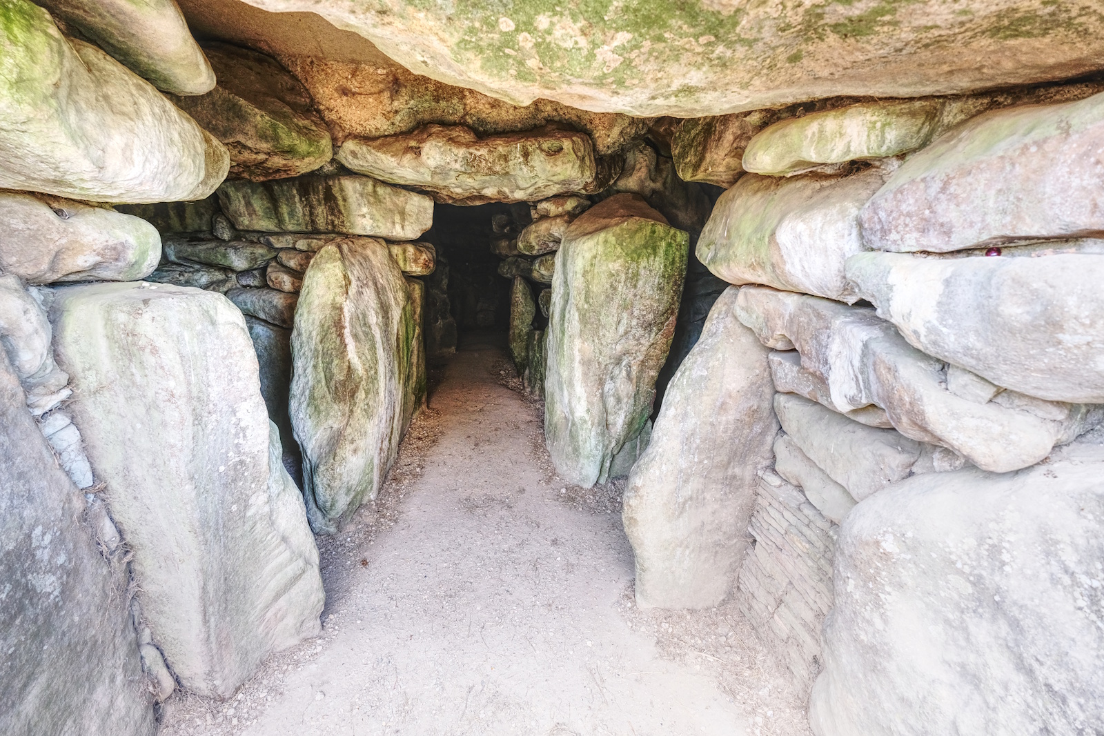 West Kennet Long Barrow wclb04
